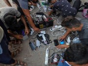 الهلال الأحمر: نواجه صعوبة في التواصل مع طواقمنا في غزة بسبب انقطاع الاتصالات
