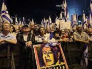 عائلات المحتجزين تطالب حكومة الاحتلال بتوضيحات حول مصير أبنائها