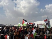 وفد دبلوماسي إيطالي يحتج عند معبر رفح المصري للمطالبة بوقف الحرب على غزة