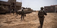 الاحتلال يعلن استعادة رفات اثنين من أسراه في غزة